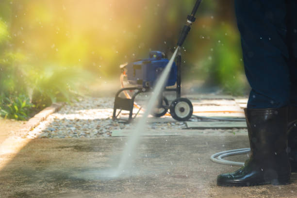 Best Playground Equipment Cleaning  in Roessleville, NY
